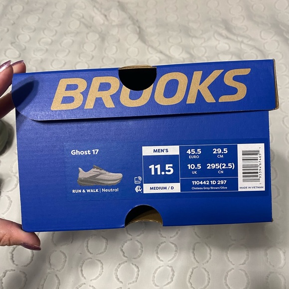 Brooks Ghost Athletic Shoes - Picture 4 of 4